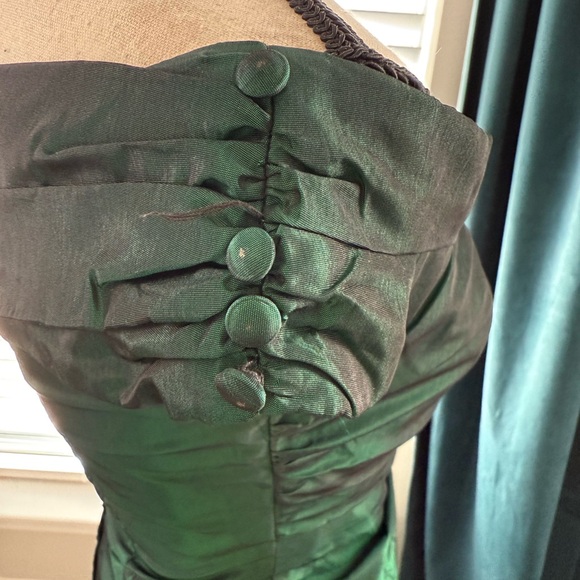 Vintage Alfred Angelo Off-Shoulder Green Formal Dress - Picture 7 of 13